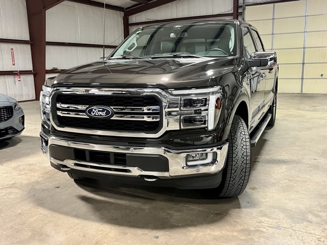 2024 Ford F-150 Lariat photo 3