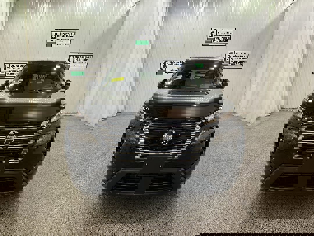 2026 Nissan Rogue SV photo 2