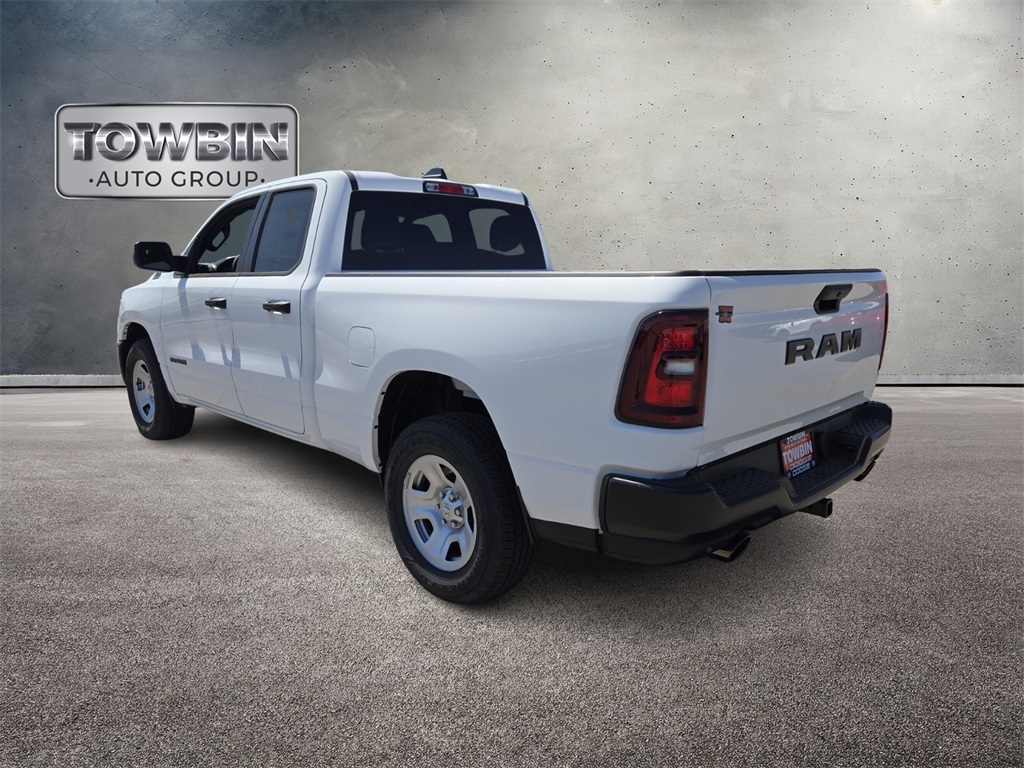 2025 Ram 1500 Tradesman photo 4