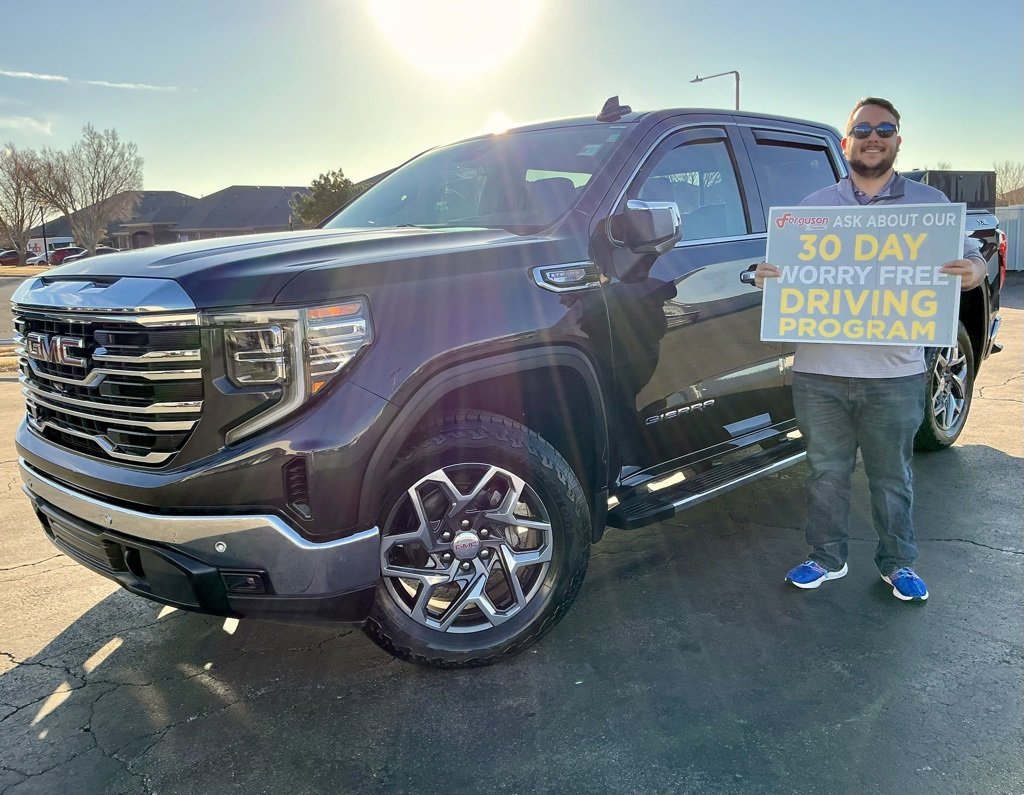 2022 GMC Sierra 1500 SLT's photo