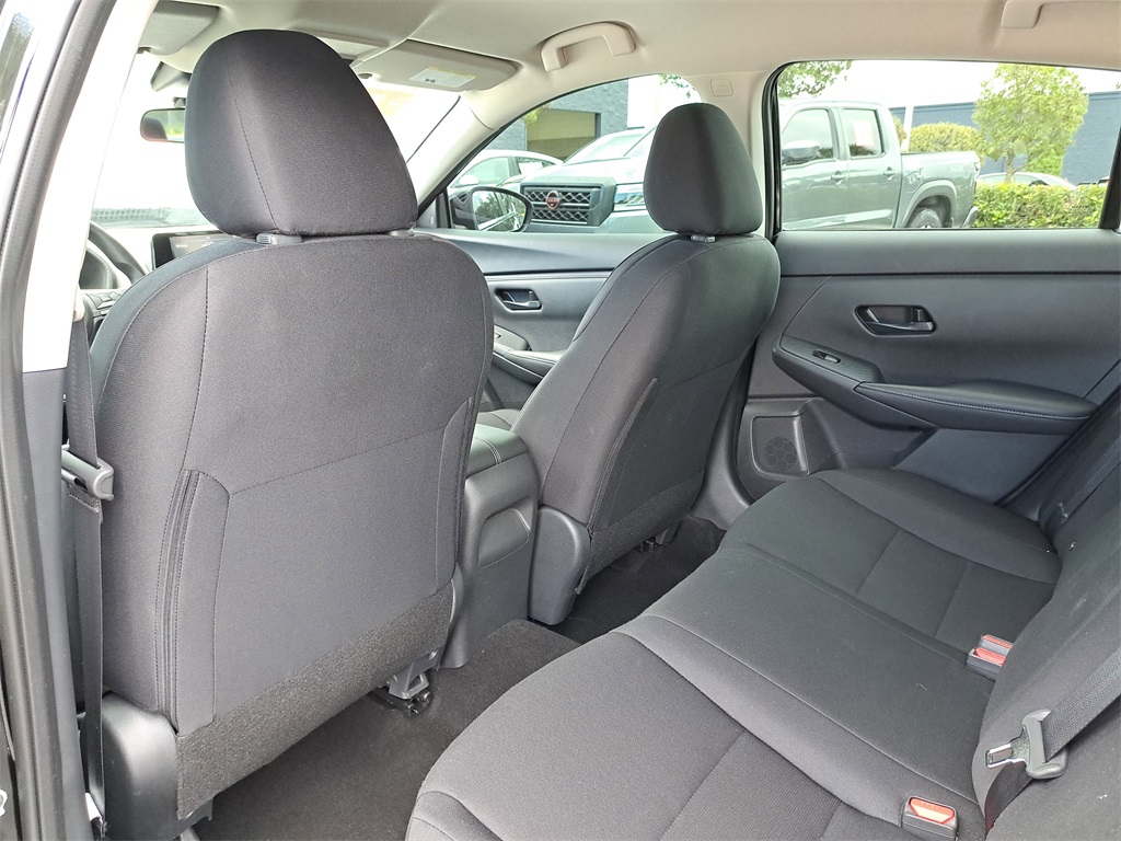 2024 Nissan Sentra S photo 10