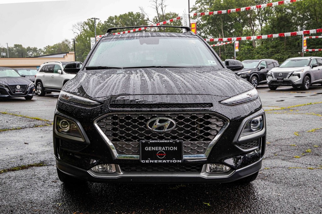 2021 Hyundai Kona Limited photo 2