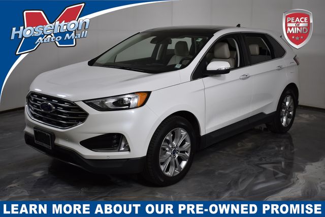 2021 Ford Edge Titanium's photo