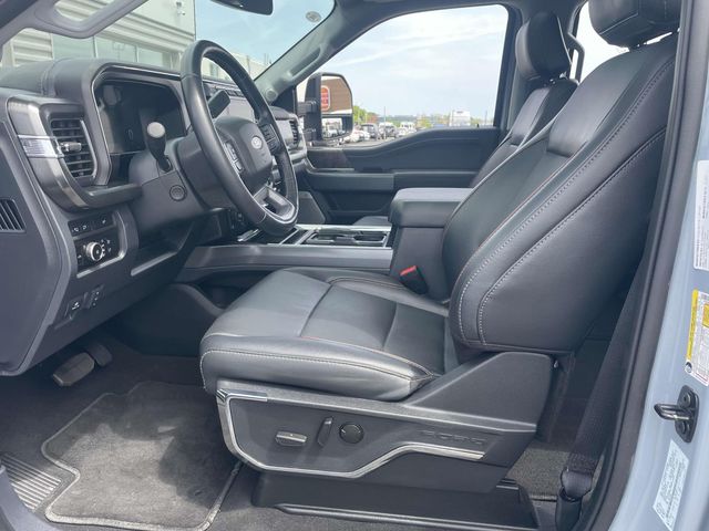 2024 Ford F-250 Lariat photo 19
