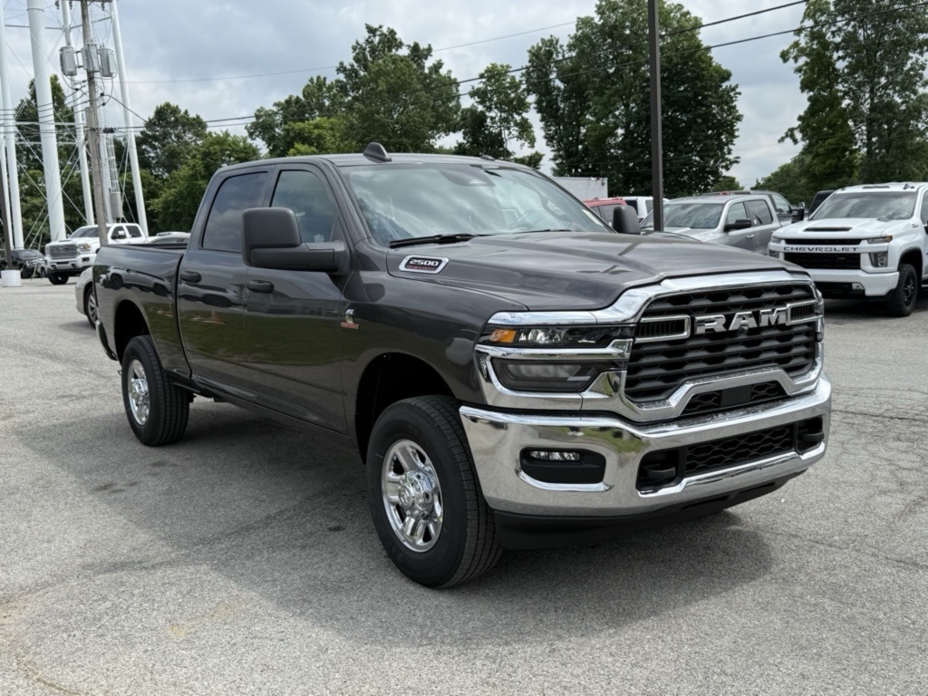 2025 Ram 2500 Tradesman photo 4