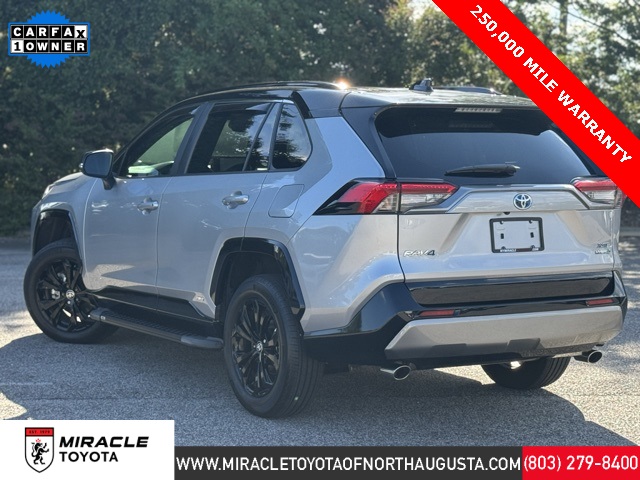 2023 Toyota RAV4 Hybrid XSE photo 6