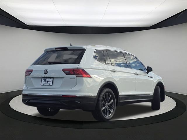 2022 Volkswagen Tiguan SE photo 7