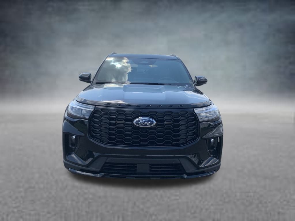 2025 Ford Explorer ST-Line photo 2