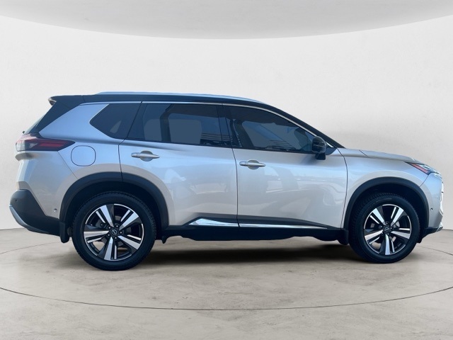2022 Nissan Rogue Platinum photo 6