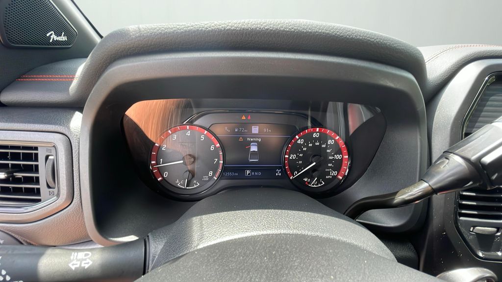2024 Nissan Titan PRO-4X photo 12