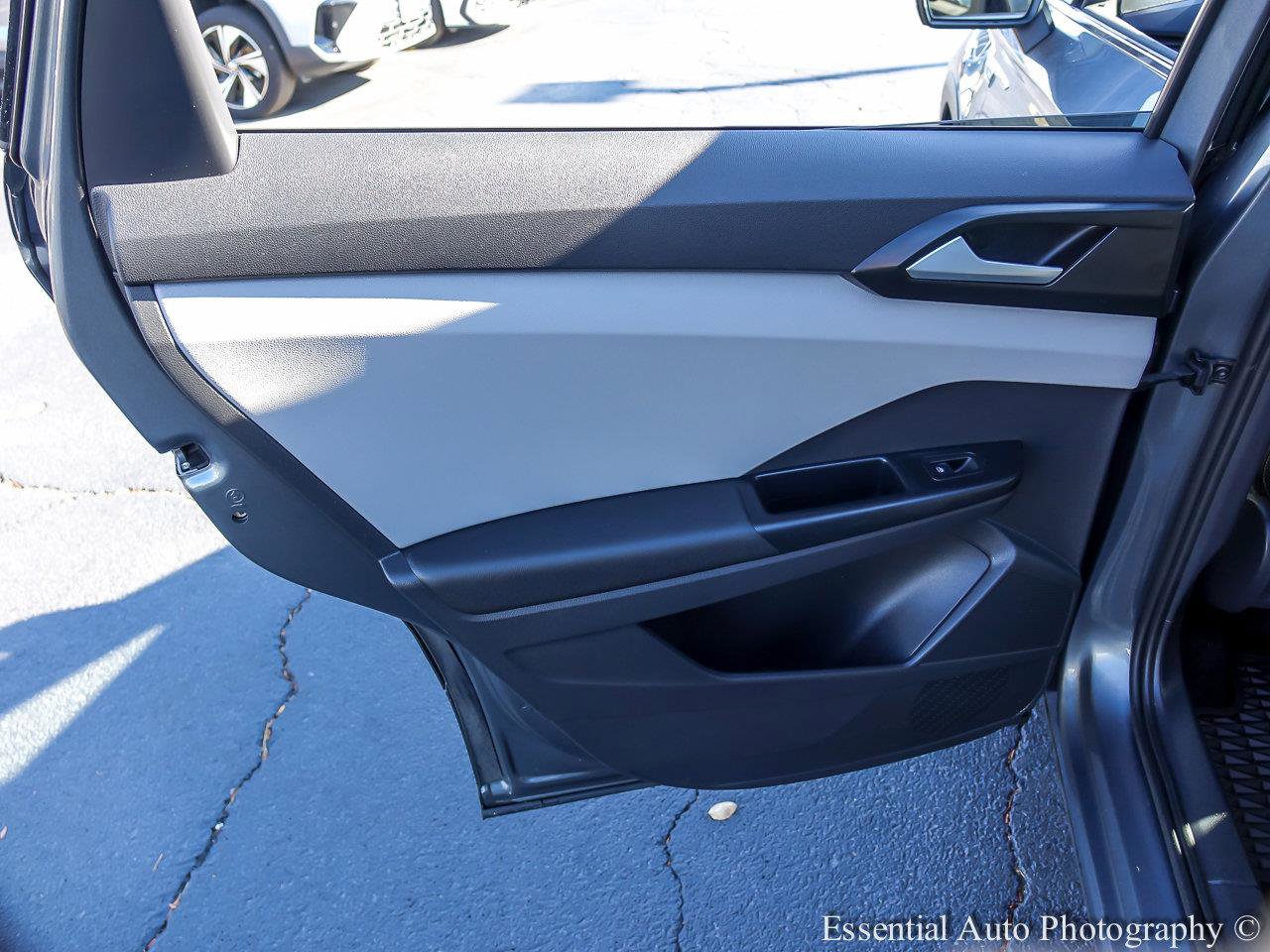 2022 VOLKSWAGEN TAOS - Image 18