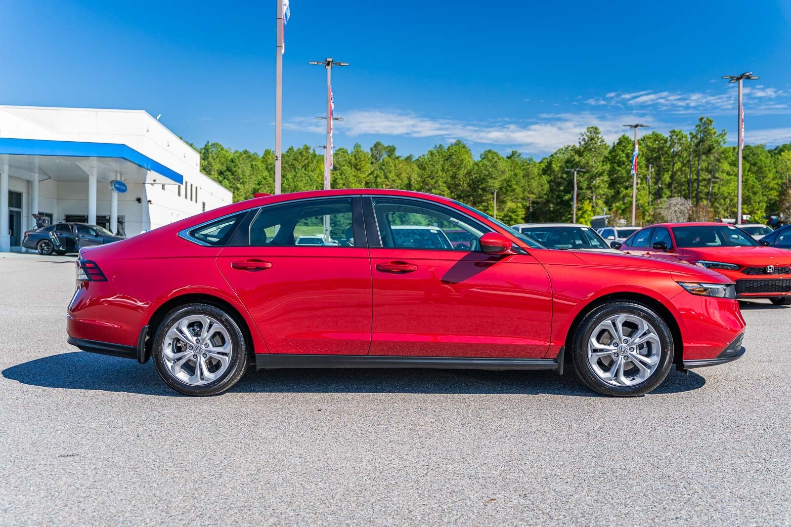 2025 Honda Accord LX photo 8