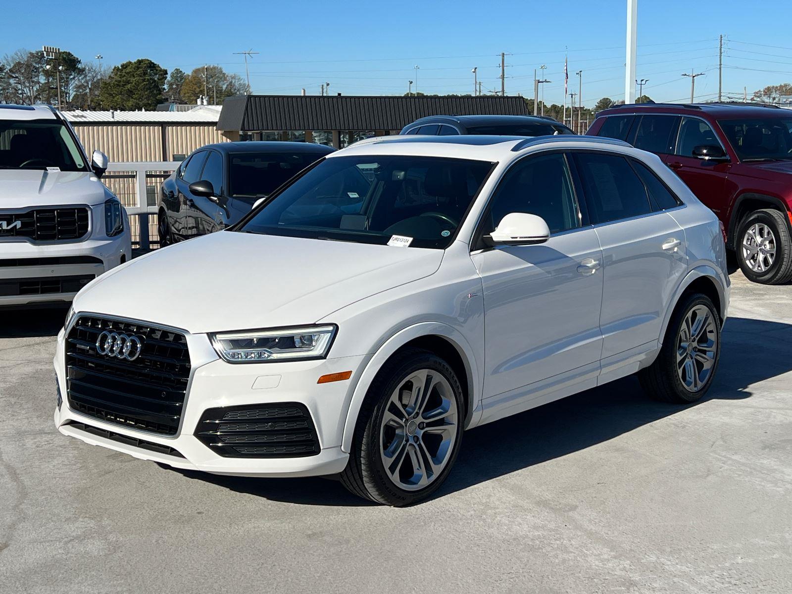 2018 Audi Q3 Premium Plus's photo