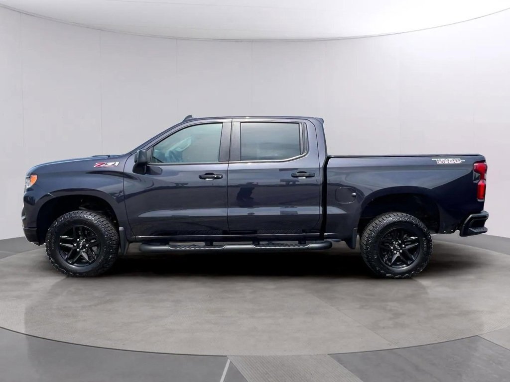 2024 Chevrolet Silverado 1500 LT Trail Boss photo 2