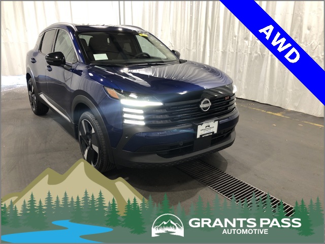 2026 Nissan KICKS SR AWD's photo