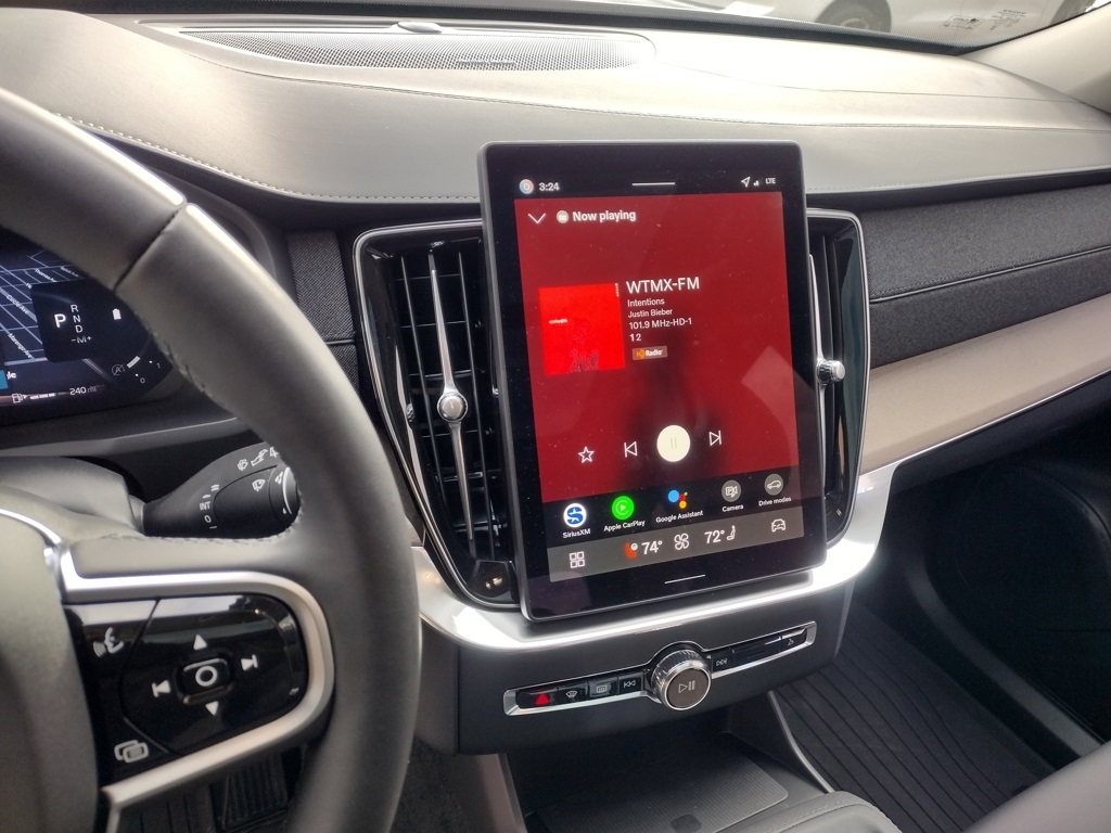 2026 VOLVO XC90 - Image 12