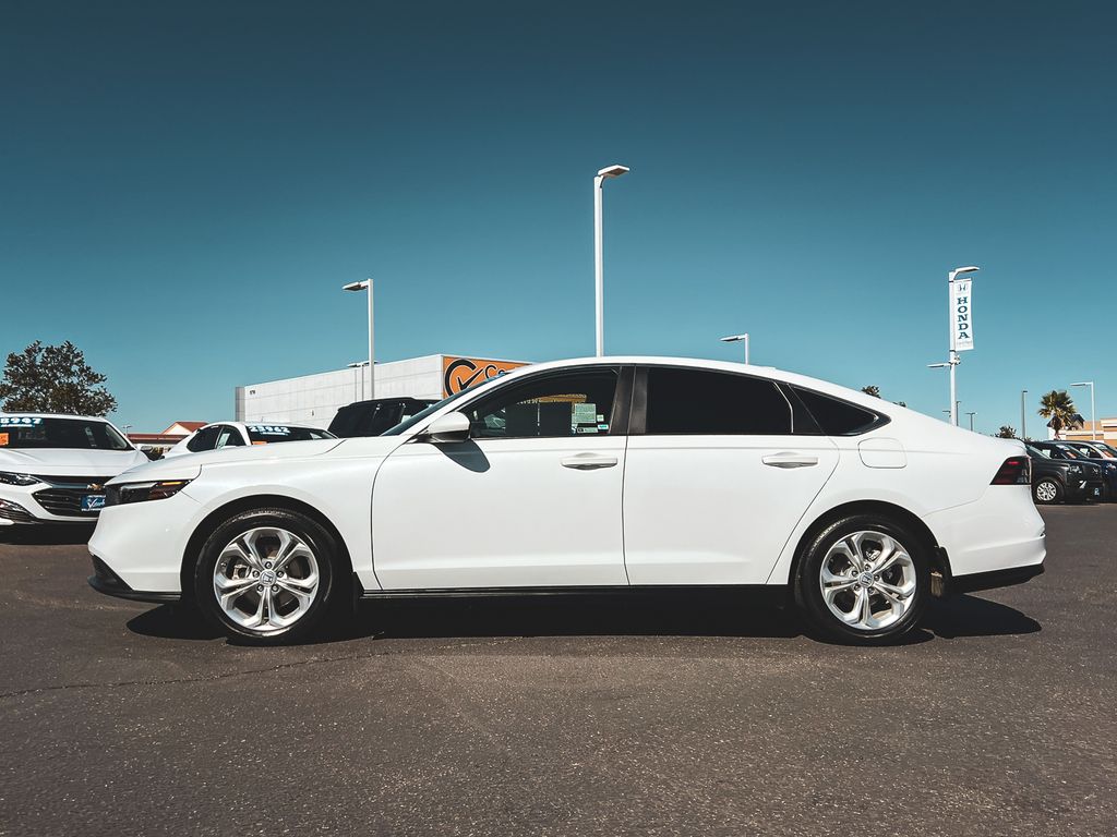 2023 Honda Accord LX photo 3