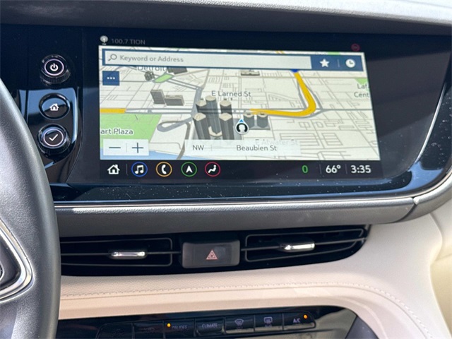 2022 Buick Envision Avenir photo 3