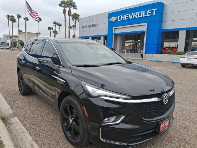 2024 Buick Enclave Essence's photo