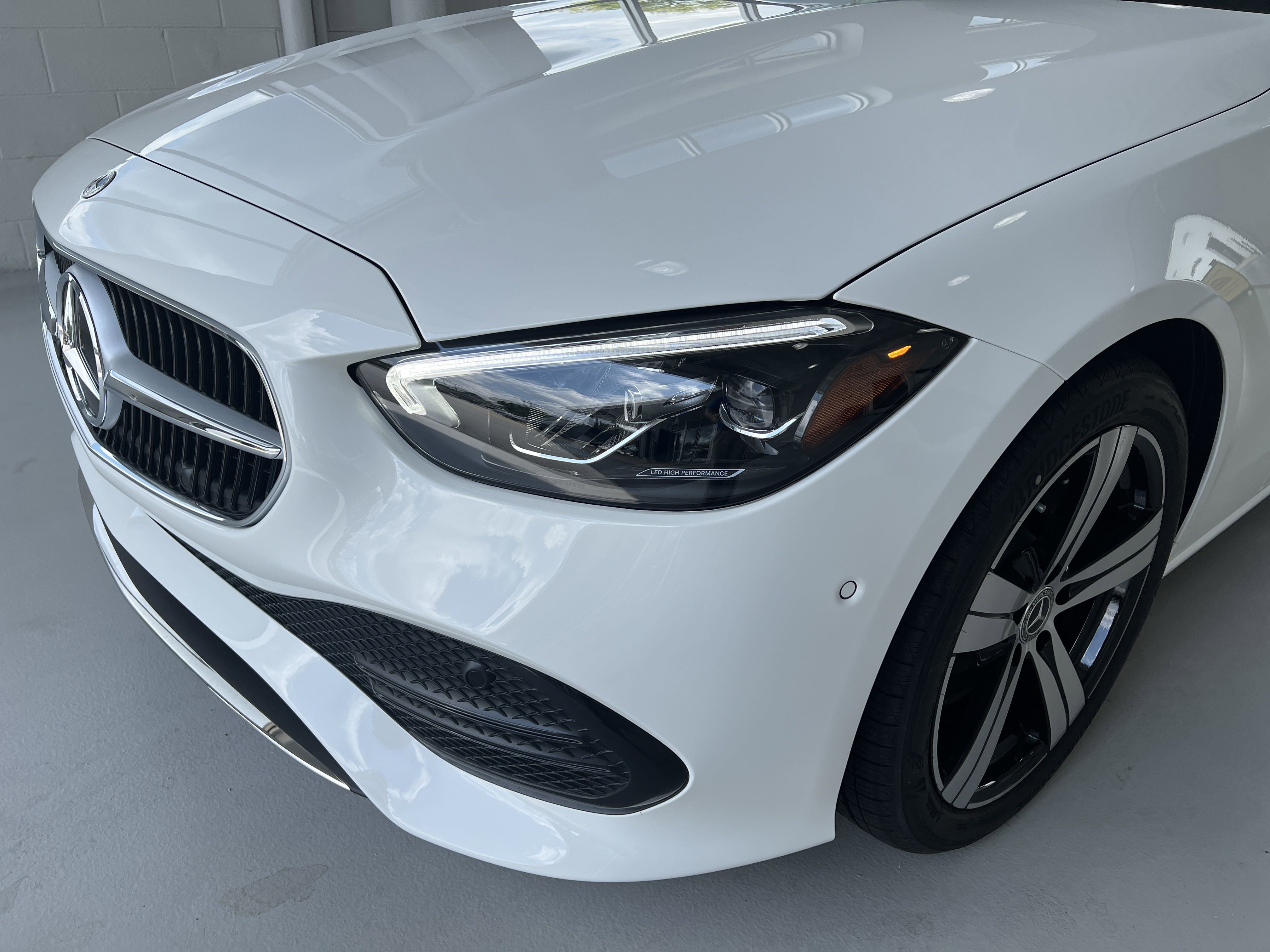 2025 Mercedes Benz C 300 photo 3
