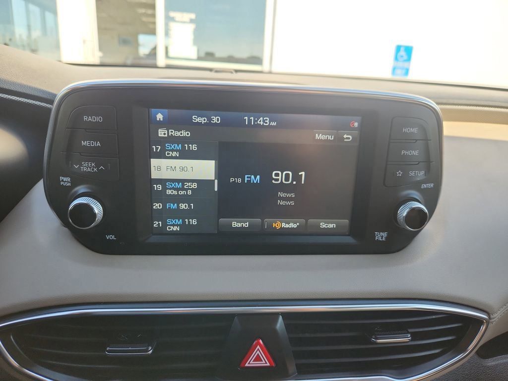 2020 Hyundai Santa Fe SEL photo 14