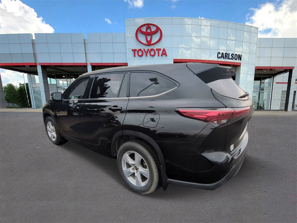 Certified 2020 Toyota Highlander LE with VIN 5TDBZRBH8LS516906 for sale in Minneapolis, Minnesota