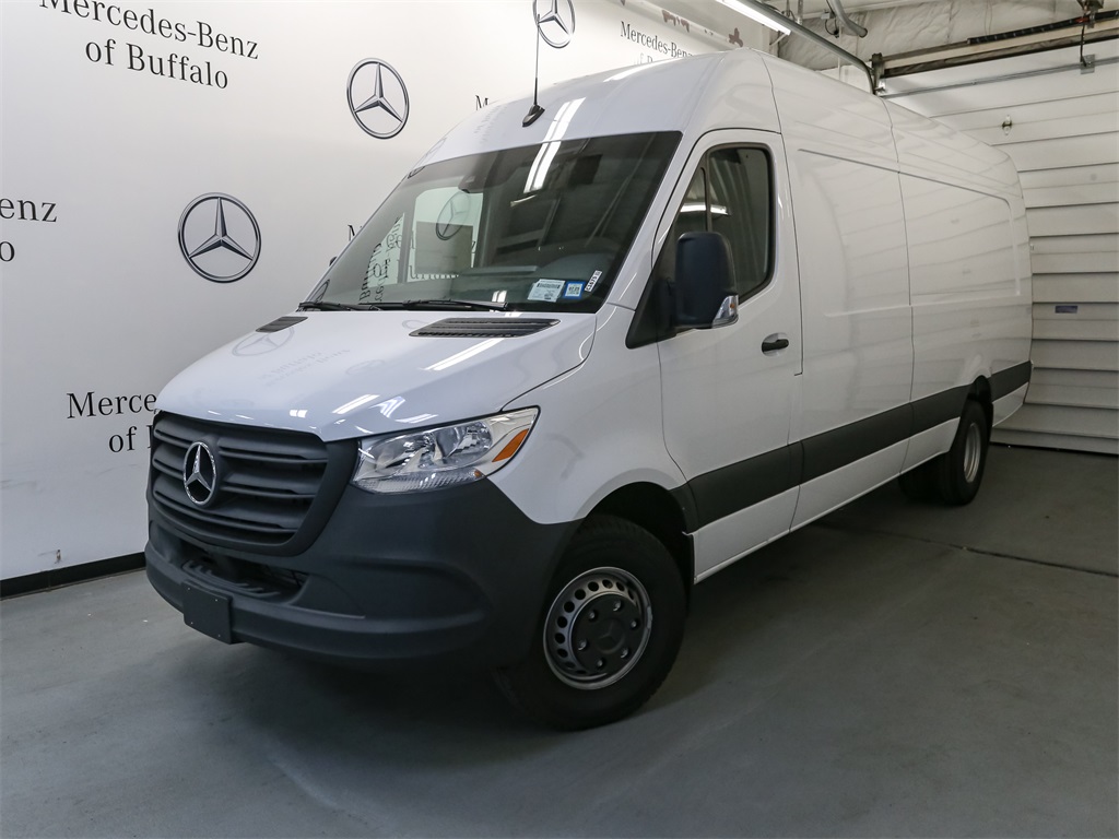 2024 Mercedes-Benz Sprinter Cargo Van Base's photo