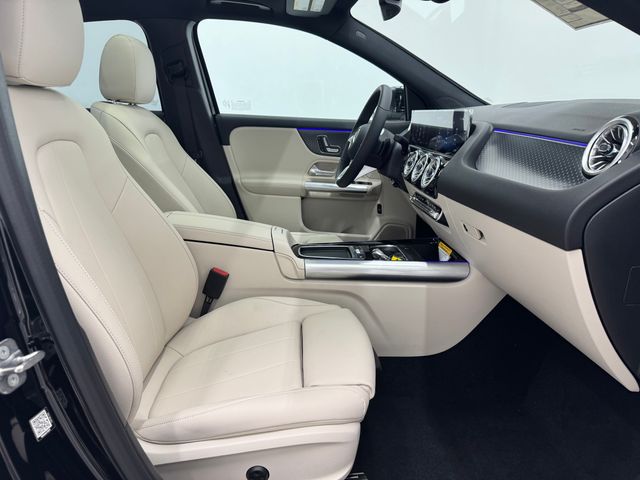 2025 Mercedes Benz GLA 250 photo 16
