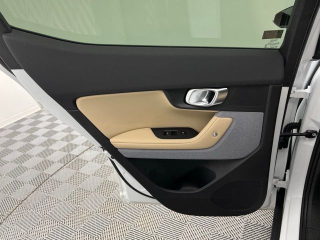 2022 Polestar PS2 e-AWD photo 31