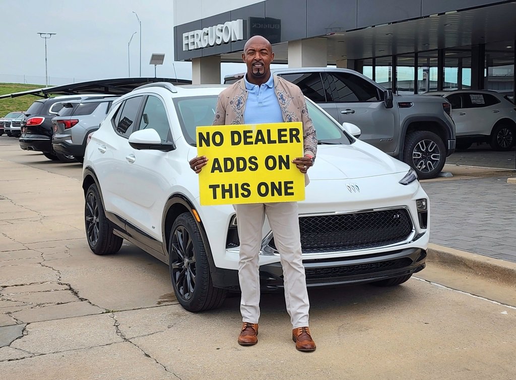 2026 Buick Encore GX Sport Touring's photo