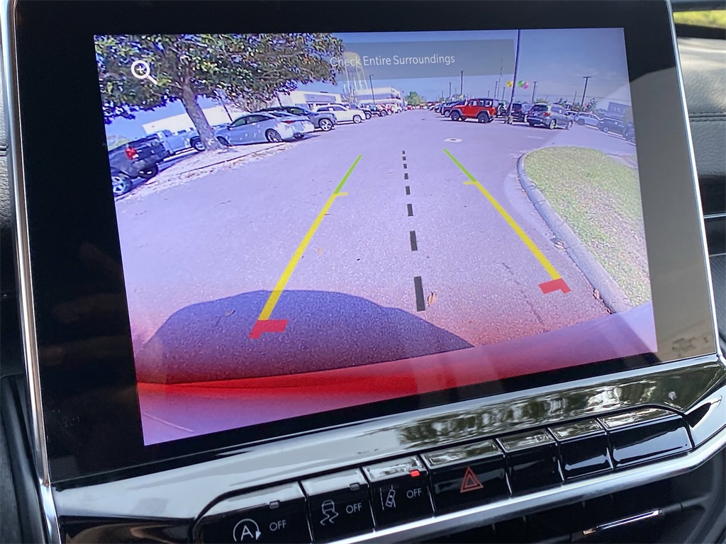 2025 Jeep Compass Latitude photo 18