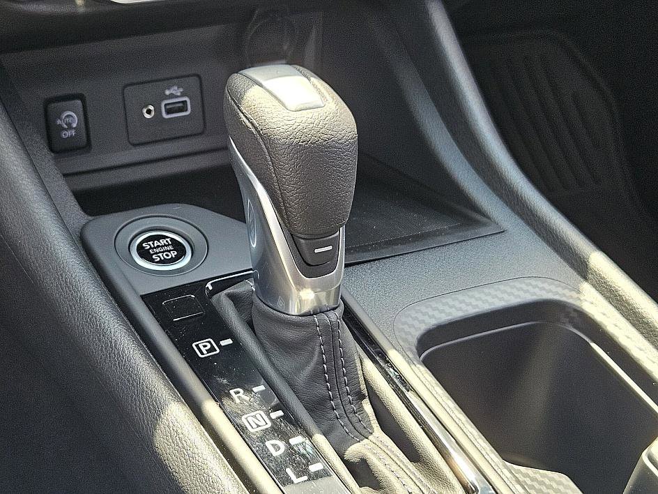 2025 Nissan Sentra S photo 22