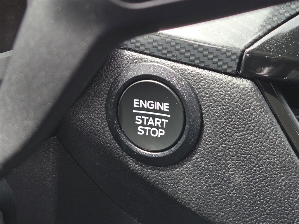 2024 Ford Escape ST-Line photo 19