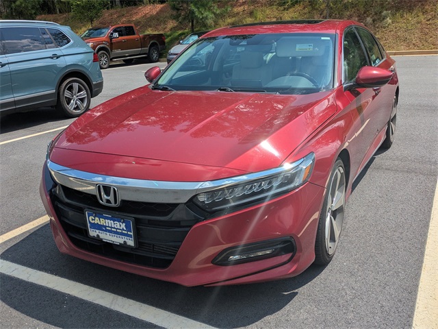 2018 Honda Accord Touring 2.0T photo 2