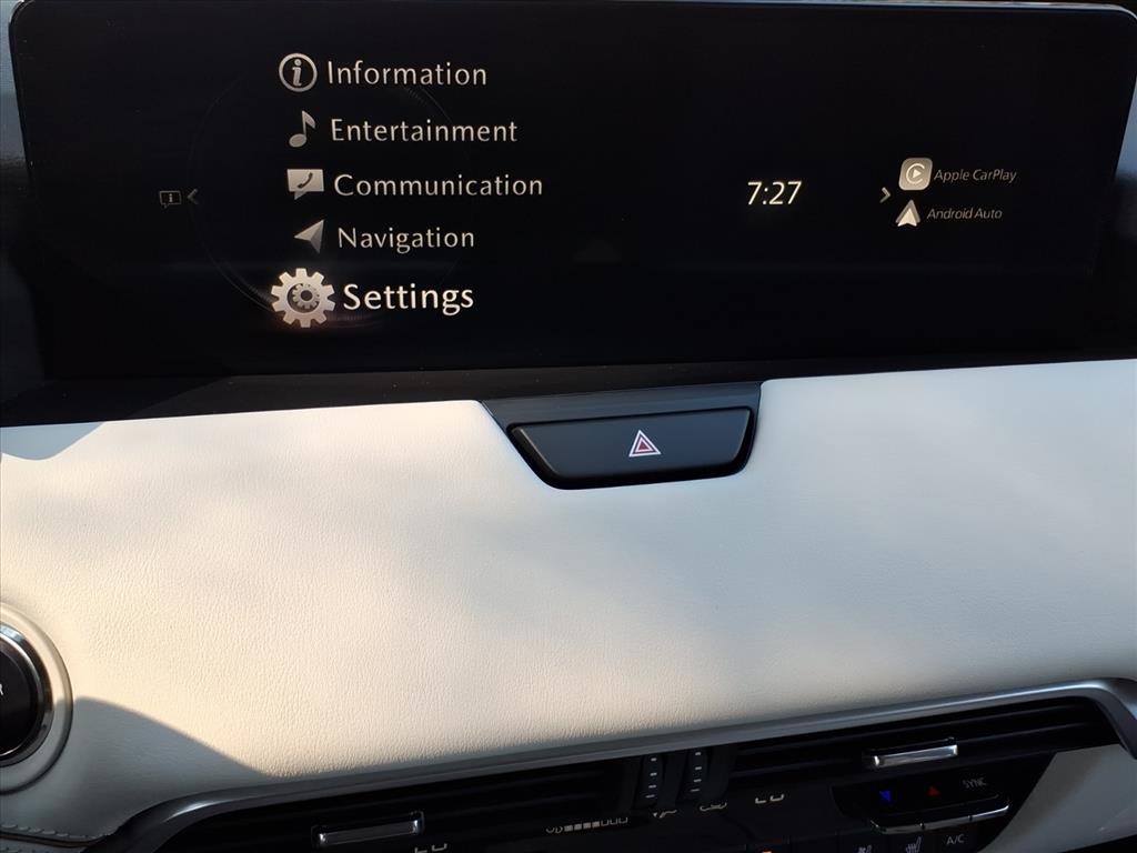 2024 Mazda CX-90 Premium Plus photo 9
