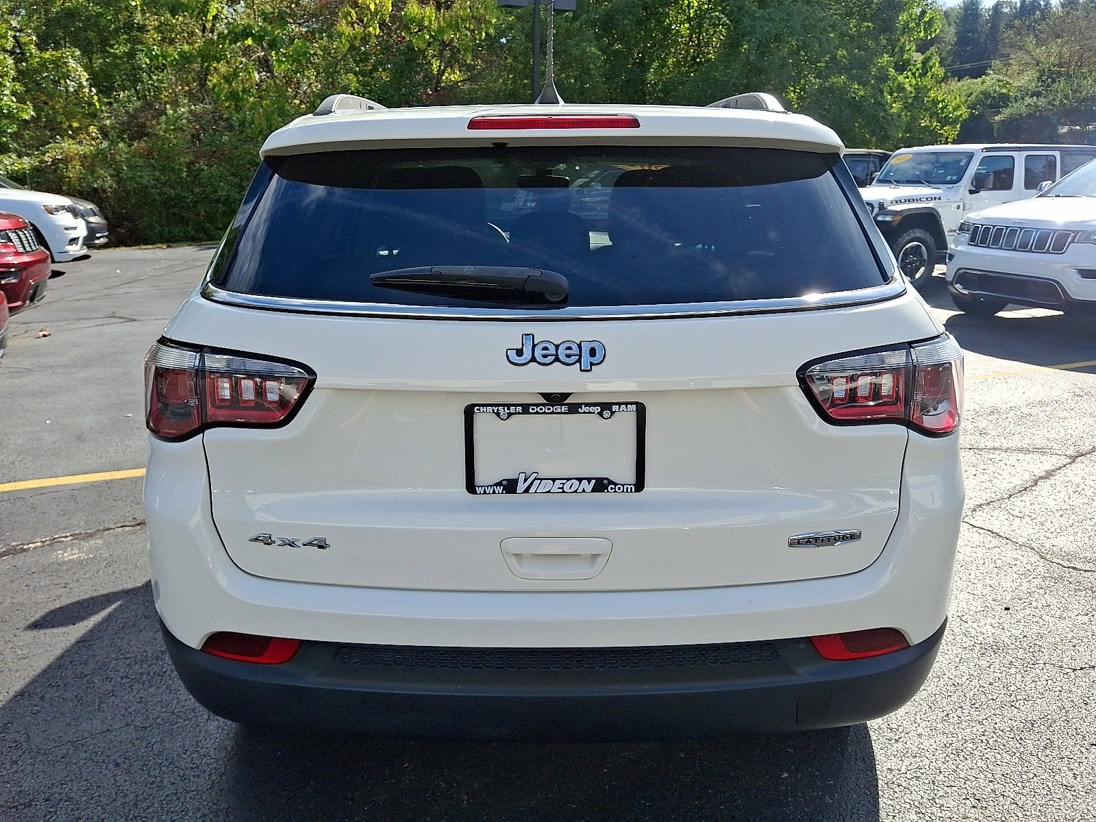 2018 Jeep Compass Latitude photo 4