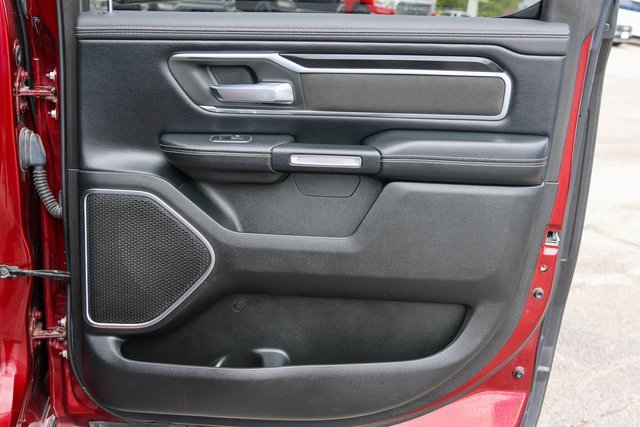 2019 Ram 1500 Laramie photo 17