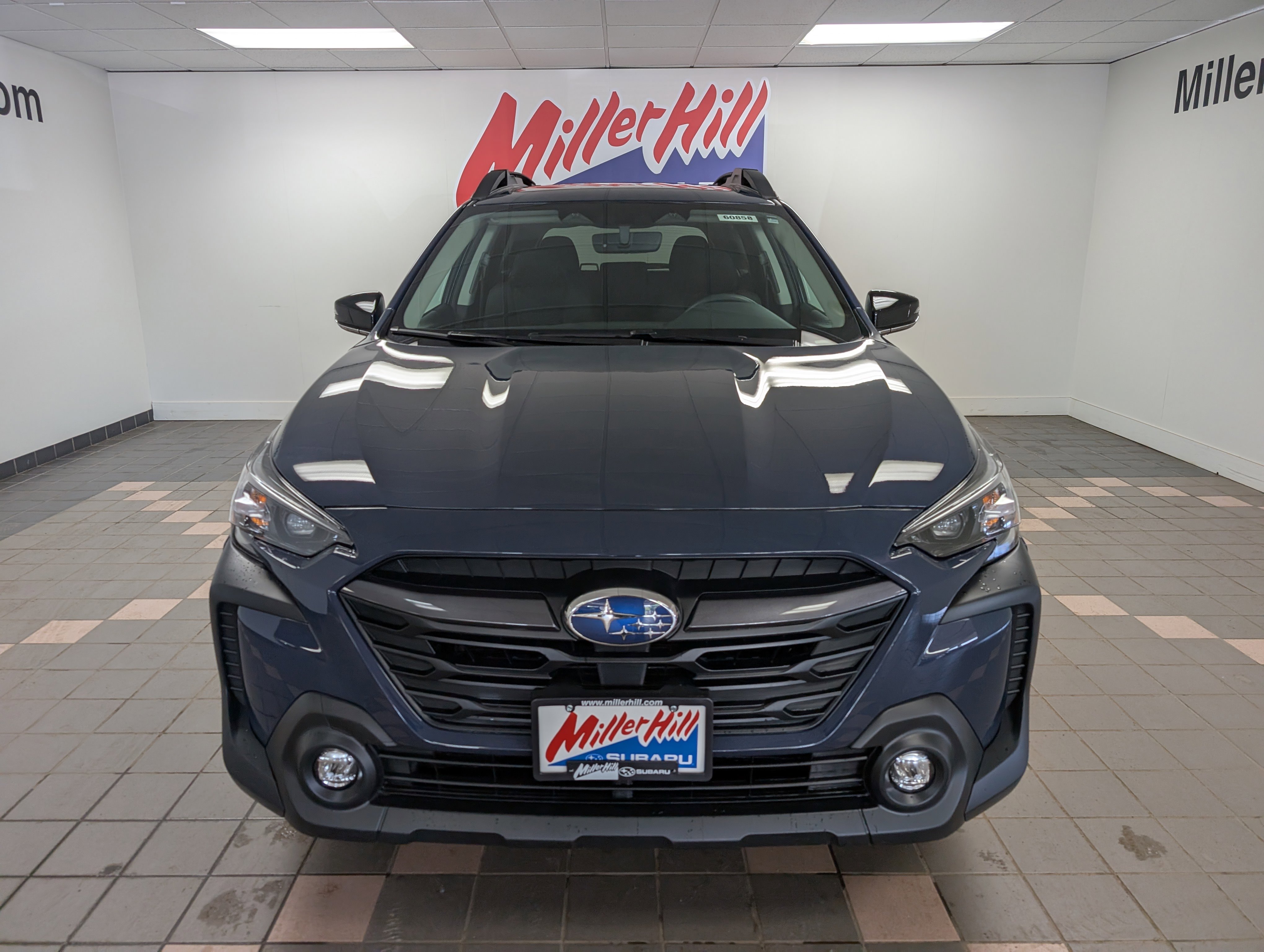 2025 Subaru Outback Premium photo 4
