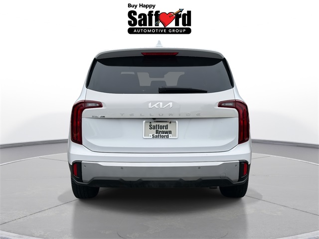 2024 Kia Telluride LX photo 6