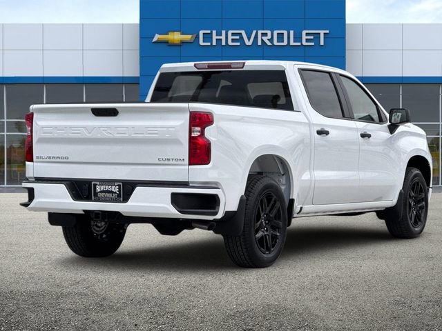 2026 Chevrolet Silverado Custom photo 4