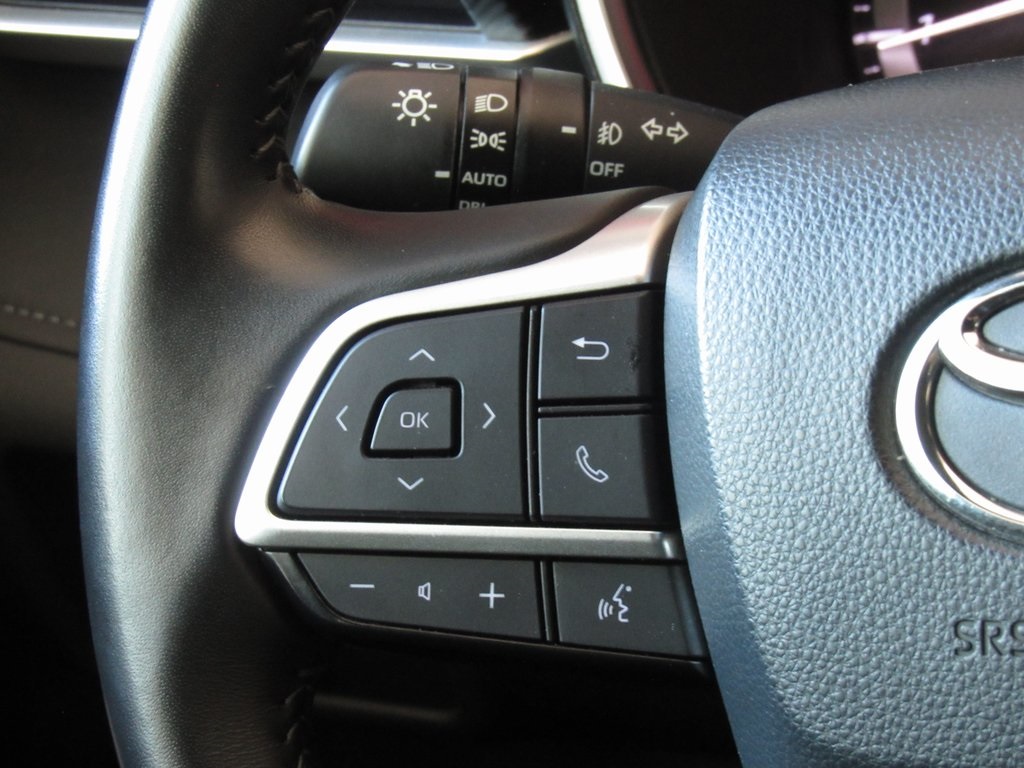 2024 Toyota Highlander XSE photo 23