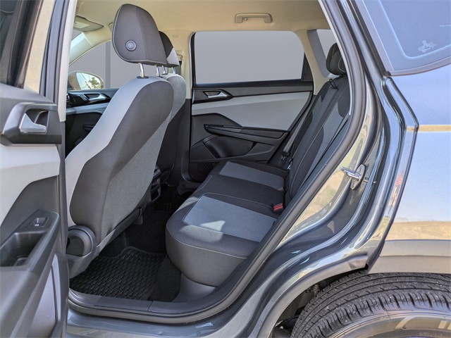 2022 Volkswagen Taos S photo 12