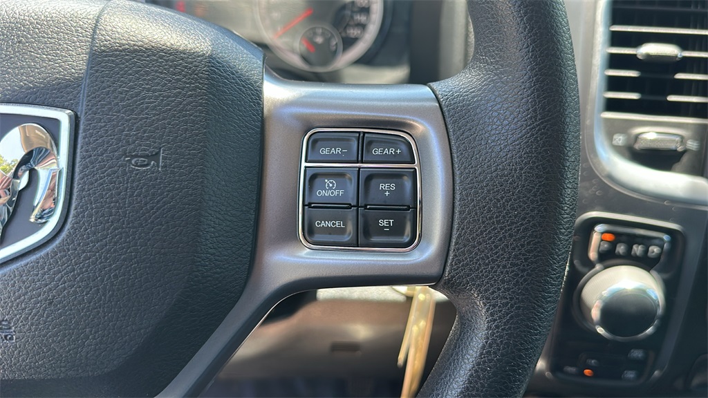 2024 Ram 1500 Classic SLT photo 19