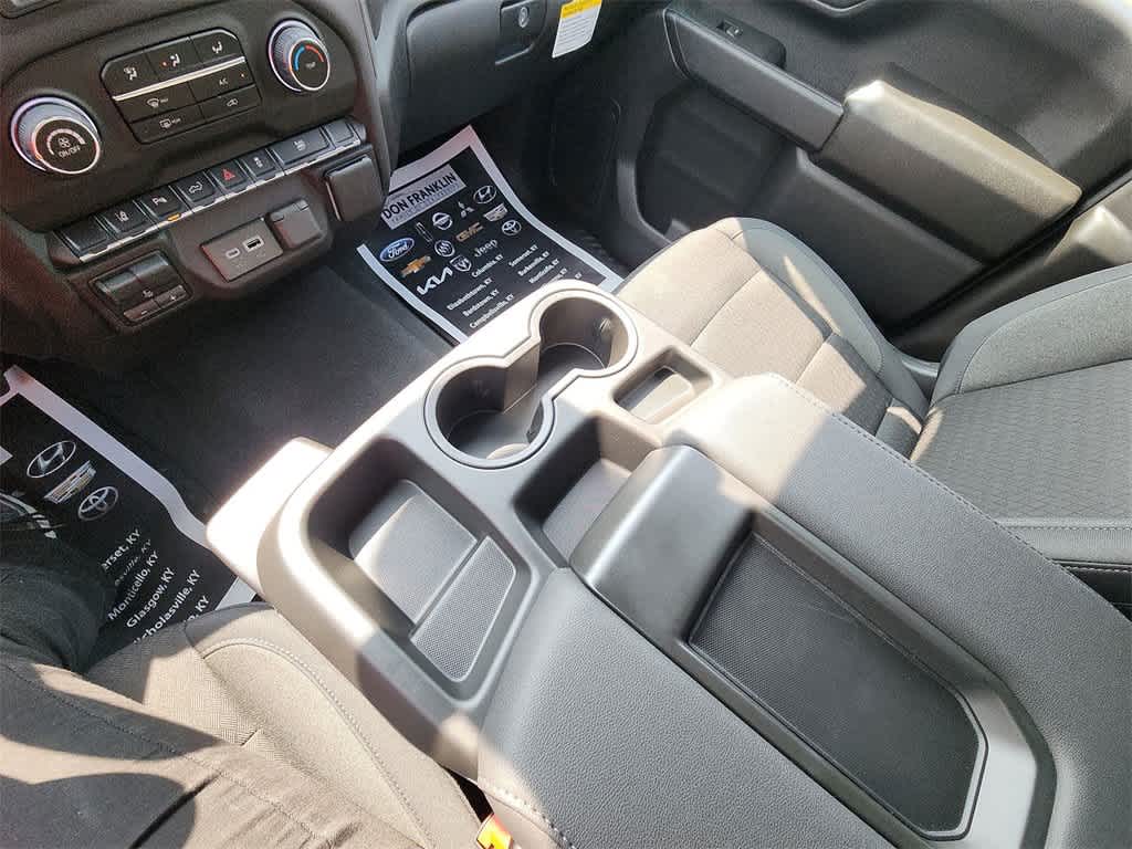 2025 Chevrolet Silverado 2500HD Custom photo 21