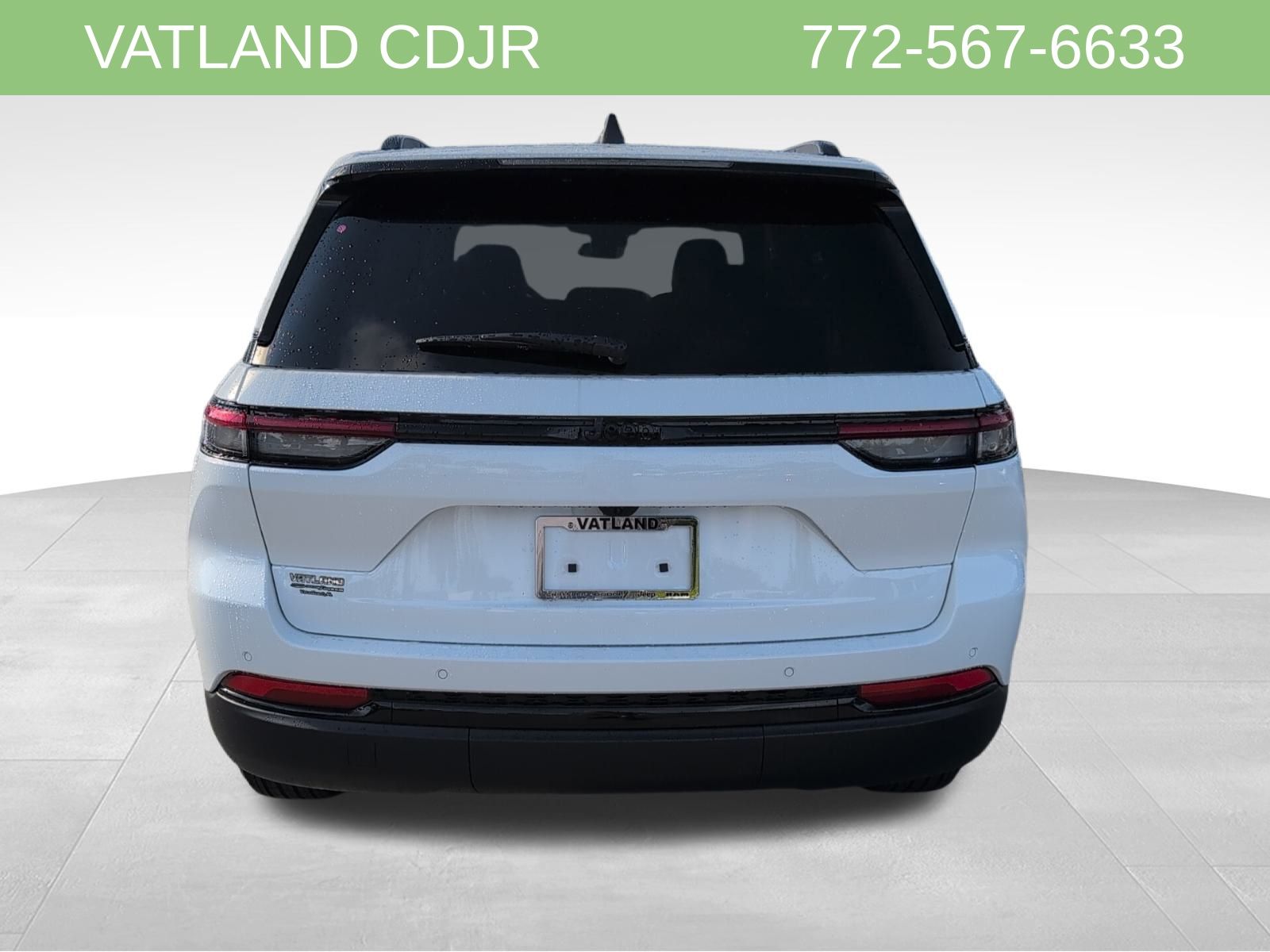 2025 Jeep Grand Cherokee Laredo Altitude photo 7