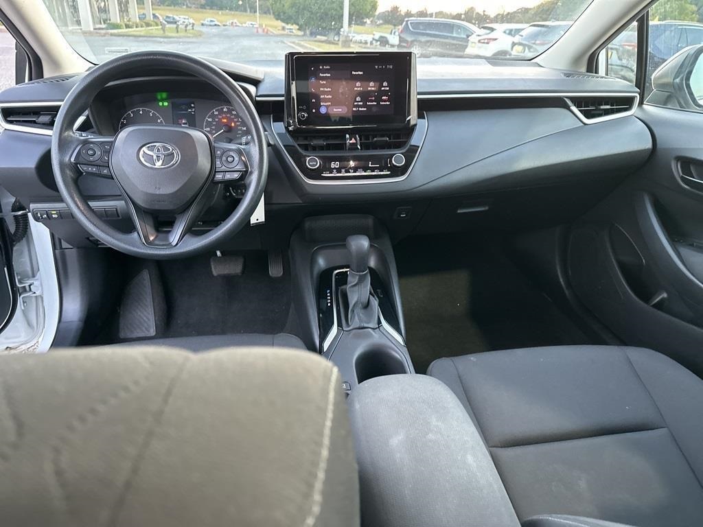 2023 Toyota Corolla LE photo 8
