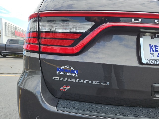 2018 Dodge Durango SXT photo 2