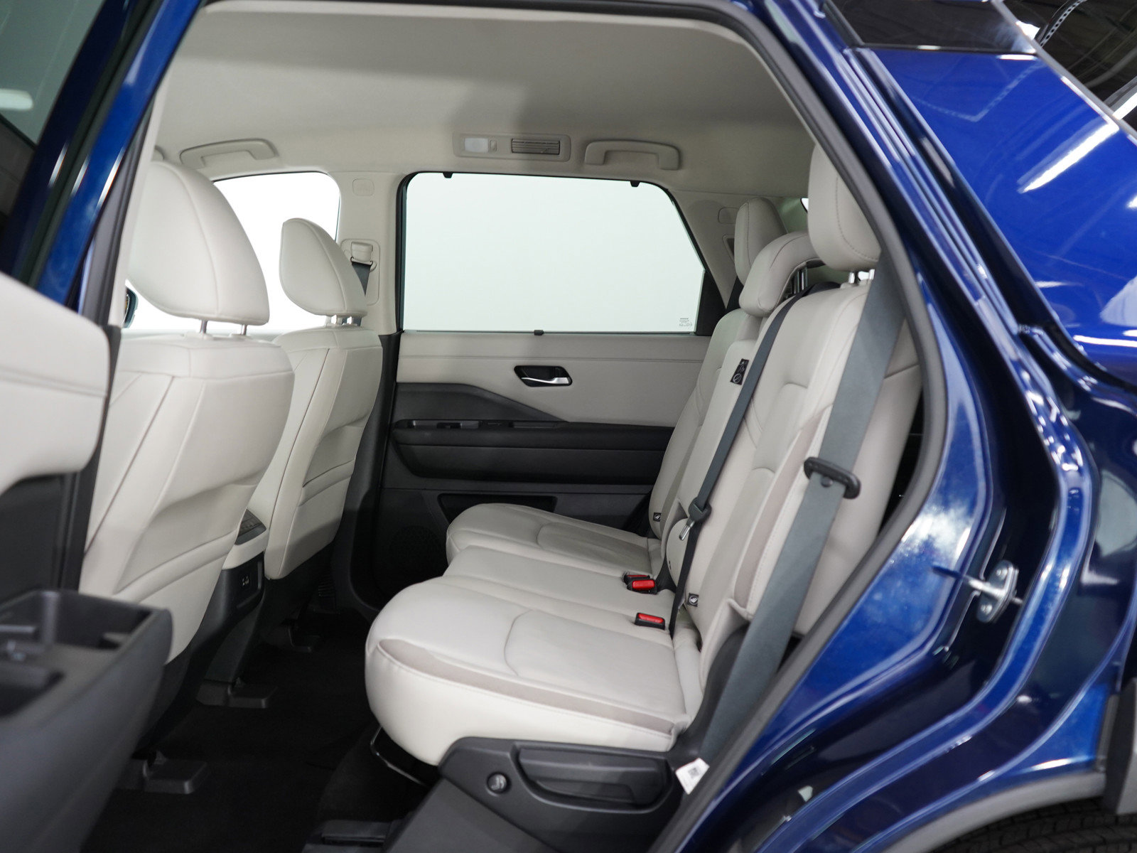 2022 Nissan Pathfinder SL photo 18