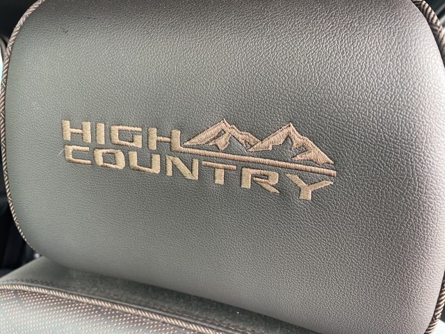 2023 Chevrolet Traverse High Country photo 8