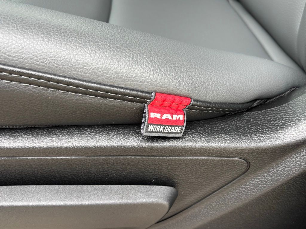 2026 Ram 1500 Tradesman photo 14